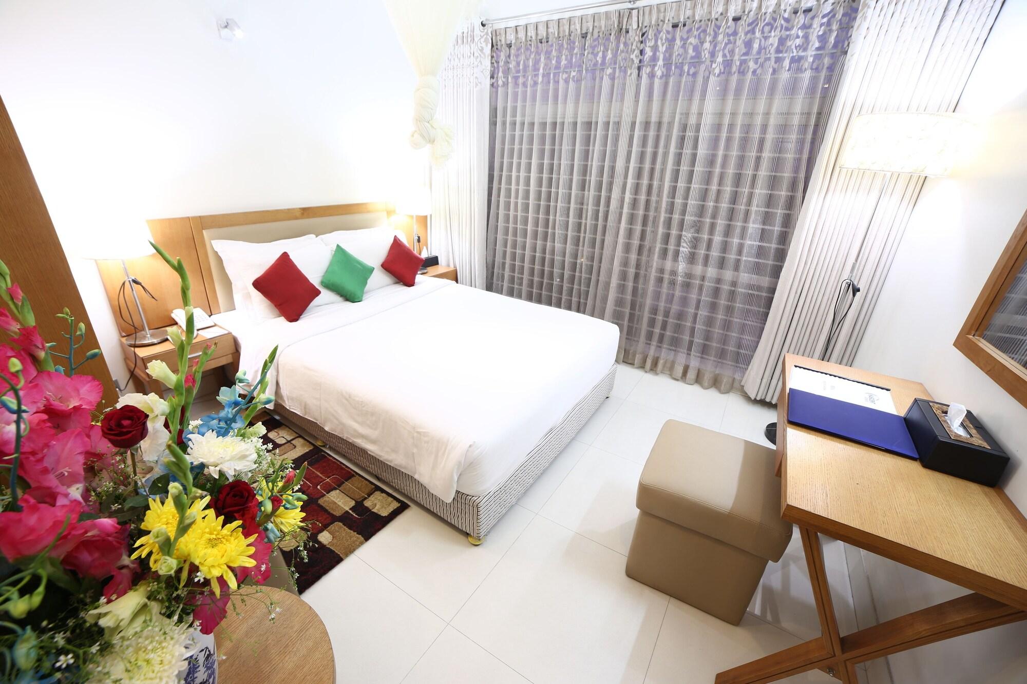 Nascent Gardenia Luxury Suites Dhaka Exterior foto